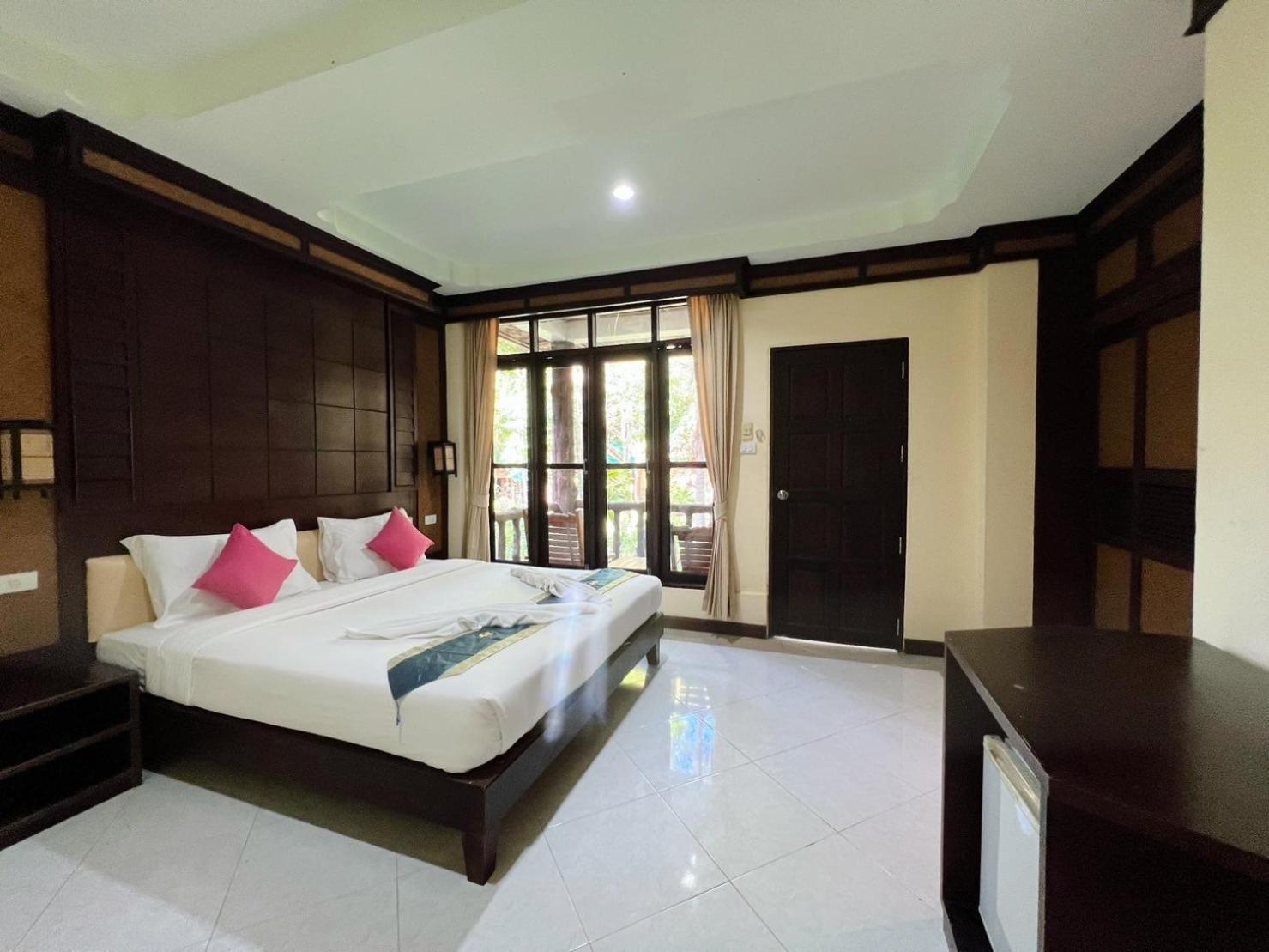 Dream Valley Resort, Tonsai Beach Bagian luar foto