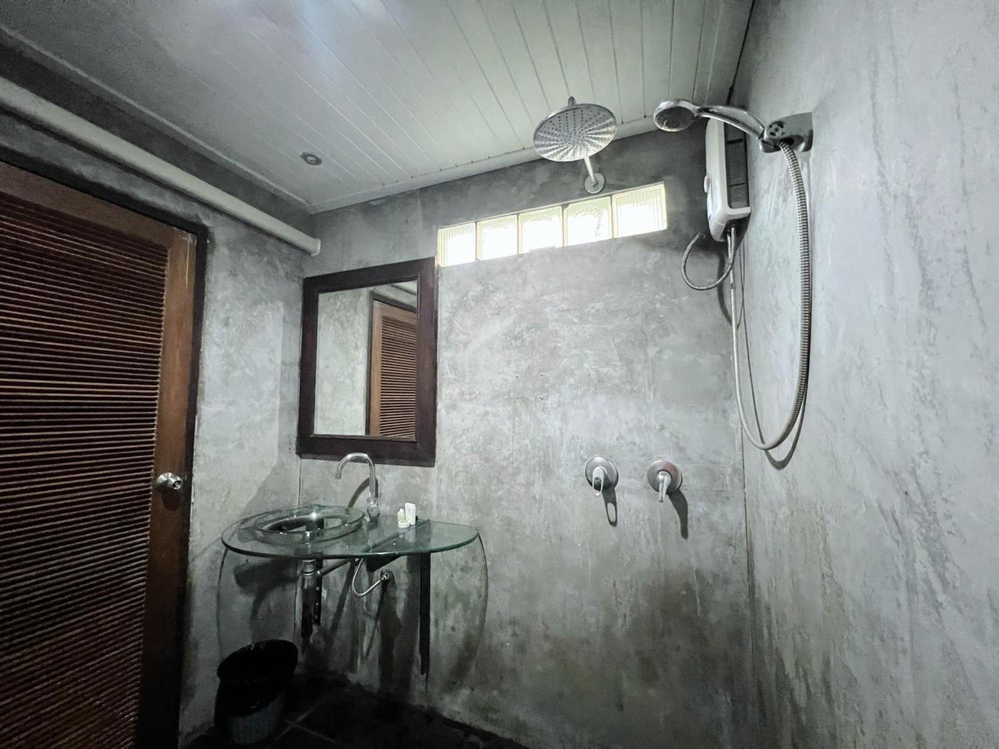Dream Valley Resort, Tonsai Beach Bagian luar foto