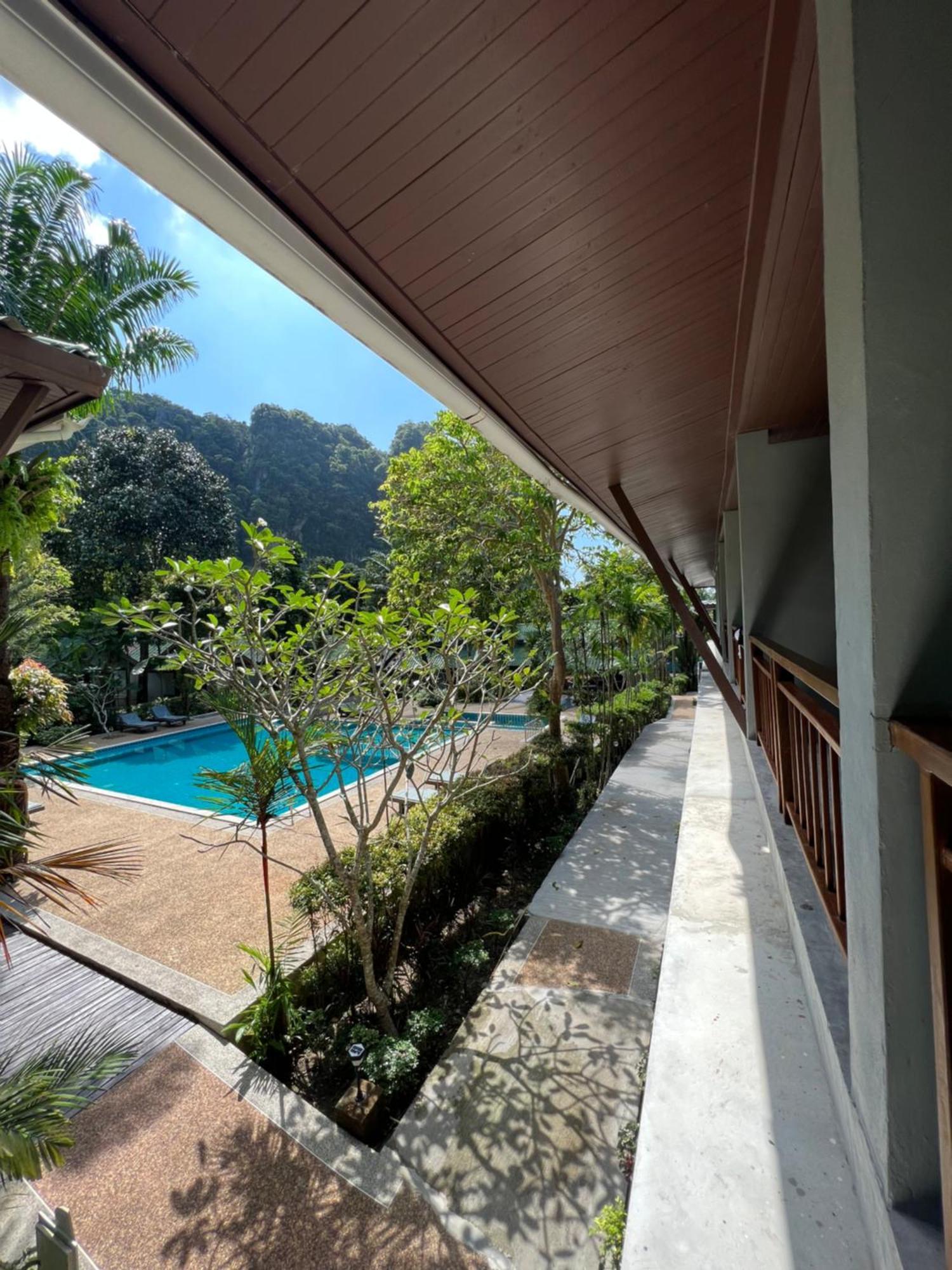 Dream Valley Resort, Tonsai Beach Bagian luar foto