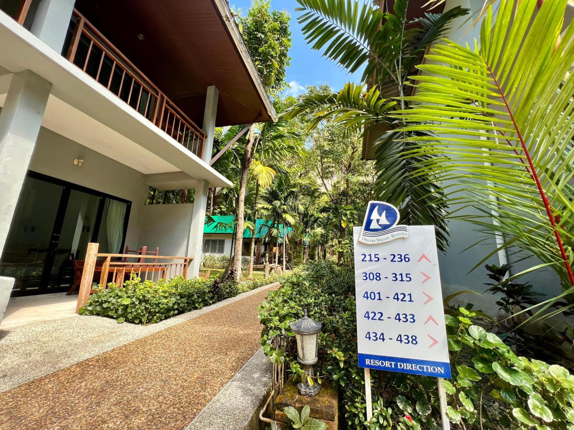 Dream Valley Resort, Tonsai Beach Bagian luar foto