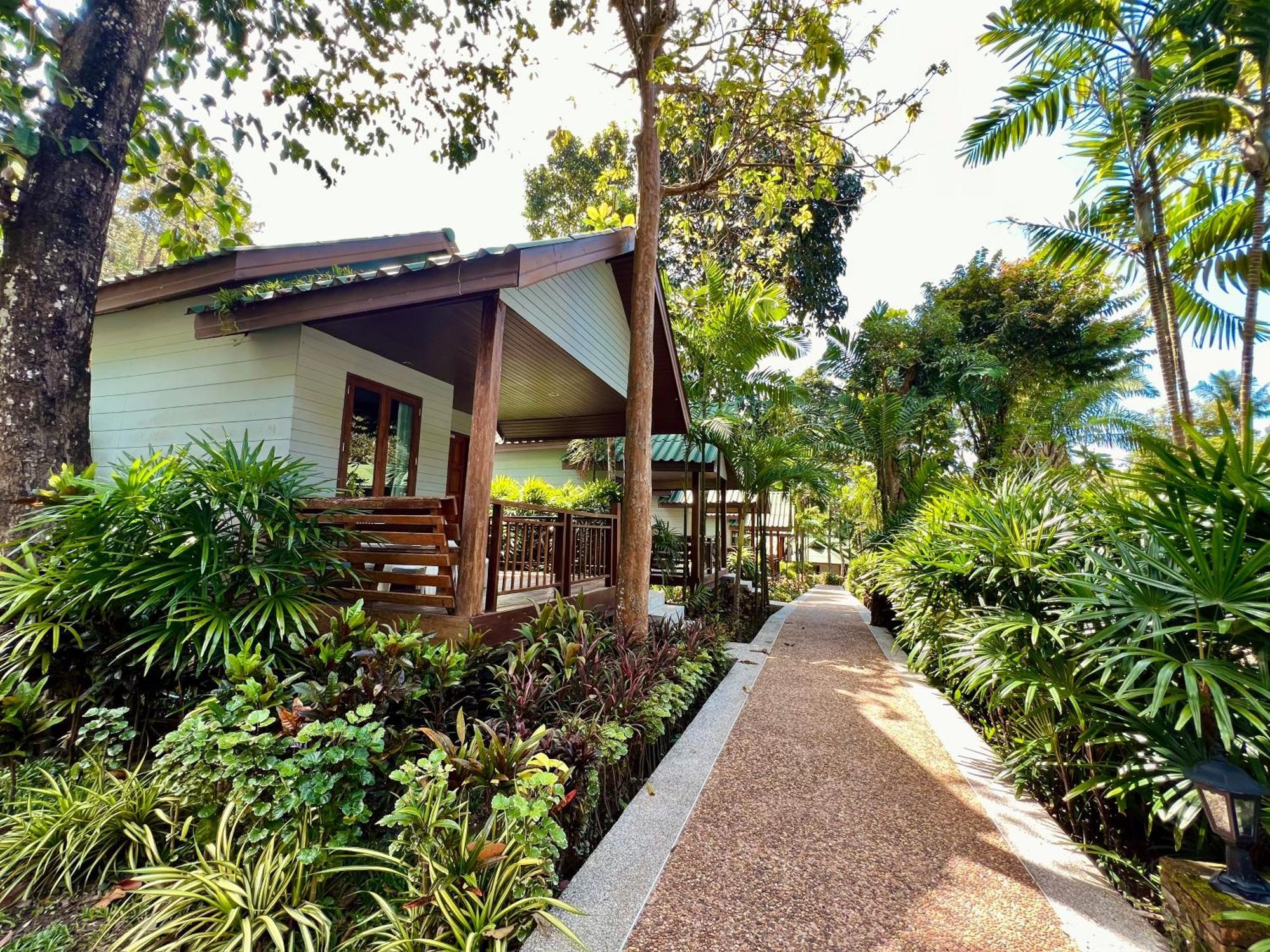 Dream Valley Resort, Tonsai Beach Bagian luar foto